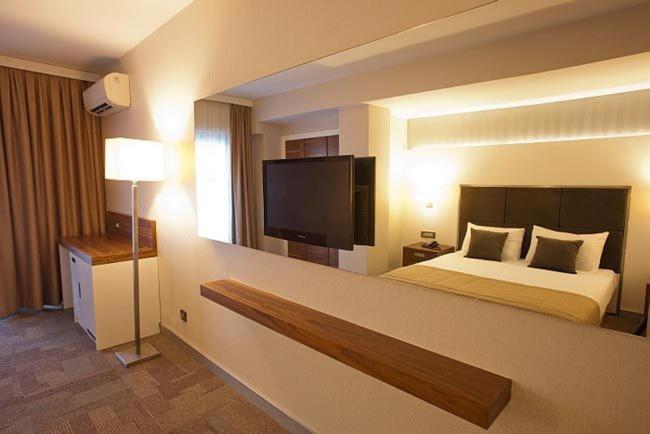 Kalinda Inn Hotel Ilica Çeşme Exteriör bild